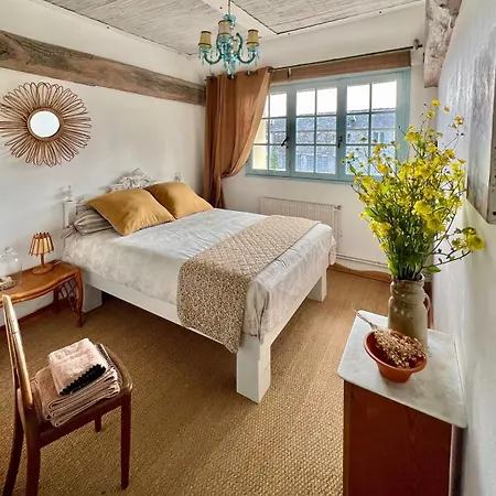 D'hotes Manoir Du Chene Bed & Breakfast