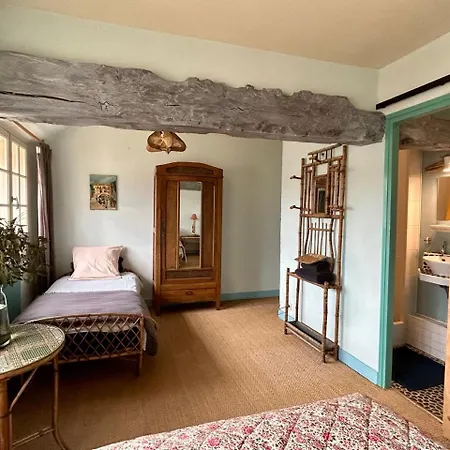 D'hotes Manoir Du Chene Bed & Breakfast