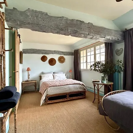 D'hotes Manoir Du Chene Bed & Breakfast *