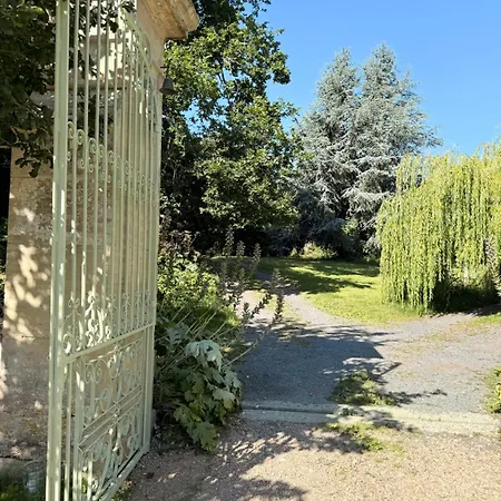 D'hôtes Manoir Du Chêne Alojamento de Acomodação e Pequeno-almoço